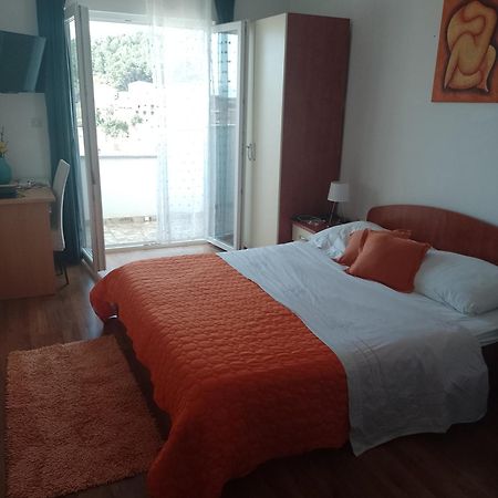 Apartman Mare Drvenik  Bagian luar foto