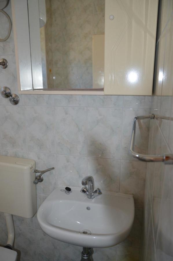 Apartman Mare Drvenik  Bagian luar foto