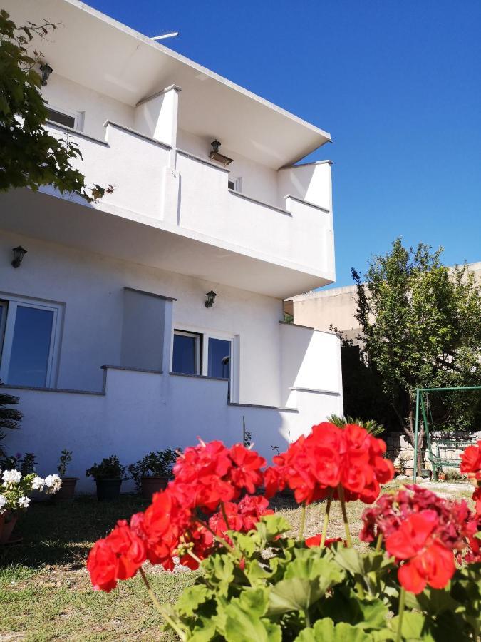 Apartman Mare Drvenik  Bagian luar foto