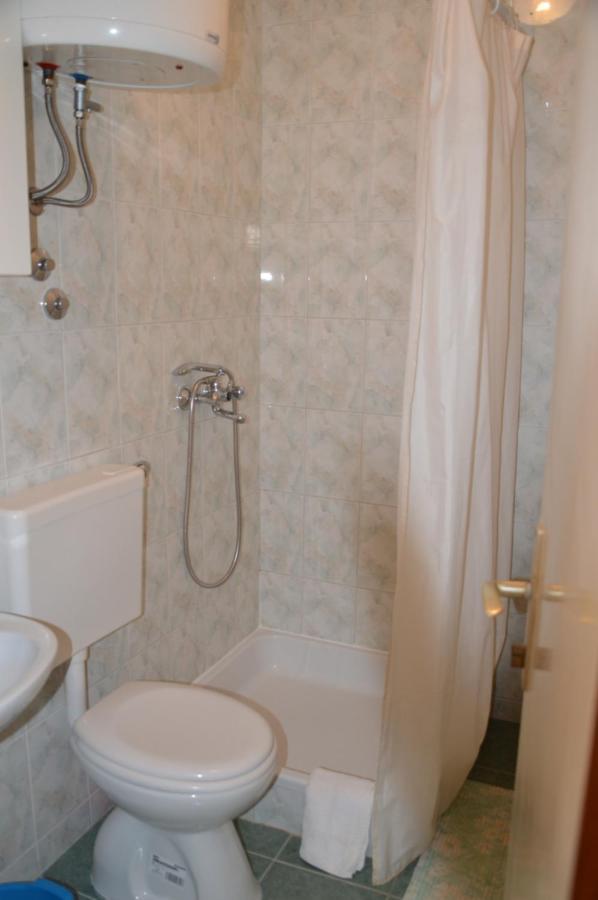 Apartman Mare Drvenik  Bagian luar foto