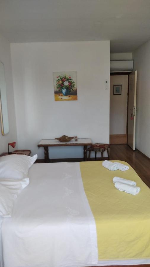 Apartman Mare Drvenik  Bagian luar foto