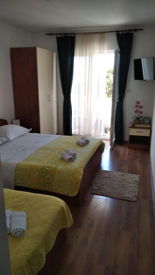 Apartman Mare Drvenik  Bagian luar foto